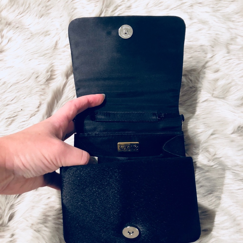 Cache Handbag - Picture 3 of 5